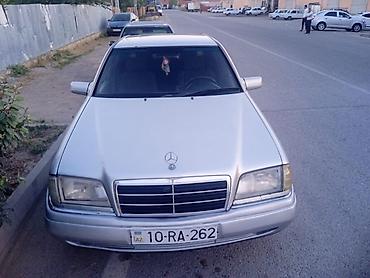Disk təkərlər: - Disklər: Mercedes-Benz orijinal yüngül lehimli disklər (5 cüt şüalı — 15