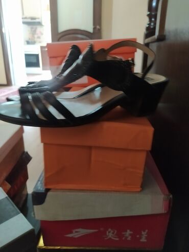 резиновая обувь: Сапоги, 39, цвет - Черный