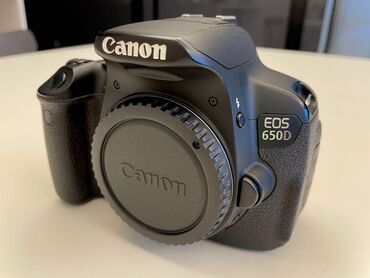 canon профессиональный фотоаппарат: Canon EOS 650d Fotoapparat idial vezyetdedir, çox az istifadə