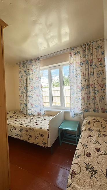 Sale of cottages and houses: 🏡✨ Продаётся уютный дом на берегу прекрасного Иссык-Куль ✨🏔️ 📍 Район — 6