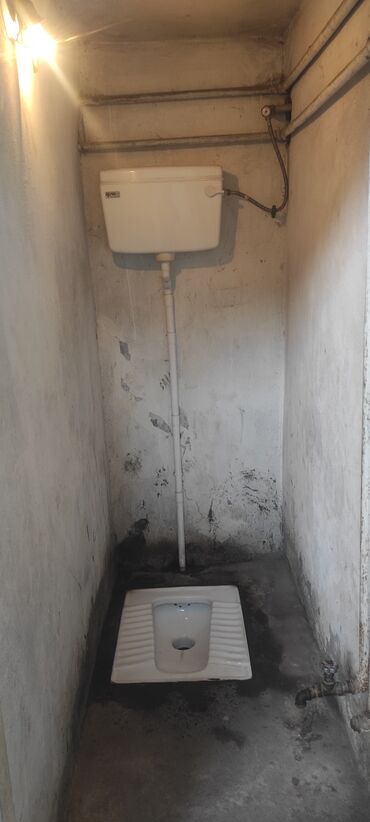 Həyət evləri və villaların satışı: Salam. Allah alanada satanada xeyir versin. Ev 2 otaq 1 zaldir. Boyuk — 11