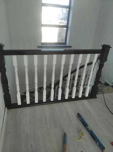 Деревянные лестницы: Деревянная лестница Для дома, Вид дерева: Орех, Форма лестницы: Много-маршевая, Стиль: Классический — 30