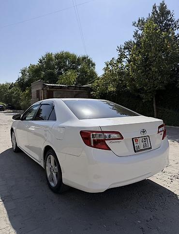 панель камри 35: Toyota Camry: 2011 г., 2.5 л, Автомат, Бензин, Седан — 2