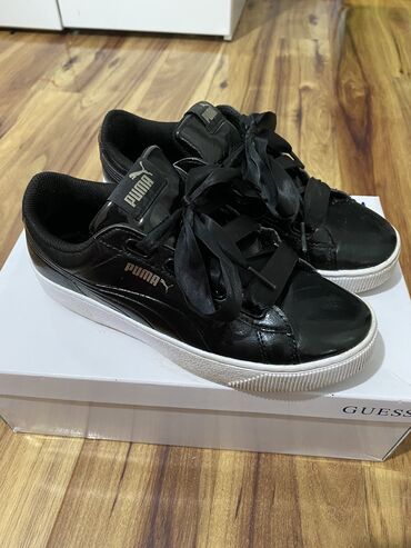 bele patike i odelo: Puma, 37, color - Black