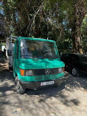 Mercedes-Benz: Mercedes-Benz 230: 1988 г., 2.3 л, Механика, Дизель, Van