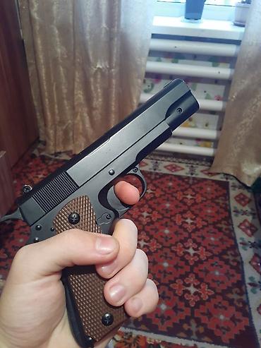 game insight: !!!ОПЛАТА ТОЛЬКО НАЛИЧНЫМИ!!! Продаю 2 игрушечных пистолета. 1) Colt — 2