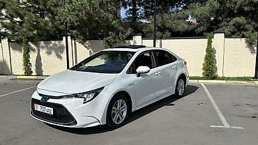 Toyota: Toyota Levin: 2021 г., 1.8 л, Вариатор, Гибрид, Седан — 3