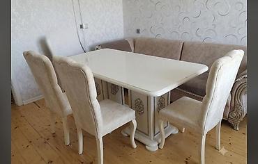 kicik stol: Masa desti 3 stul daxil satilir. *Qiymeti 150 Azn.* Unvan — 1