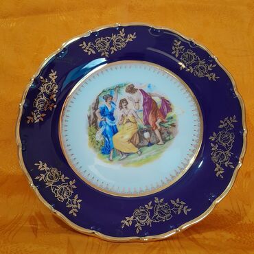 Digər dəstlər və servizlər: Qədimi qablar.Qiymətlər fərqlidir Başqa antik qablarda mövcuddur — 12