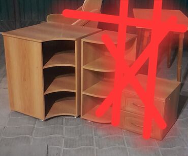 столы и стулья пластиковые для летнего кафе: Стол и стул для зала