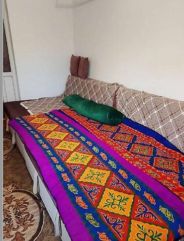 теплый дом: 2 комнаты, 54 м², Кудайберген авторынок Индивидуалка, 1 этаж — 2