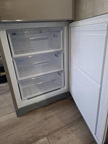 холод: Холодильник Indesit, двухкамерный, цвет нержавеющая сталь (серый — 2