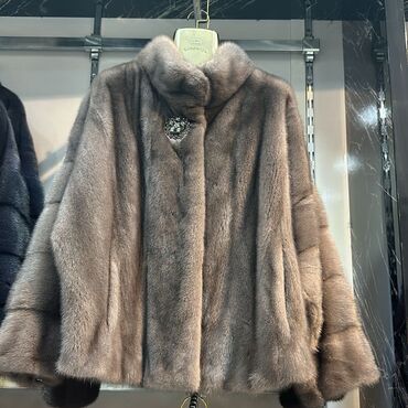 Kürklər: Kürk, rəng - Qara — 1