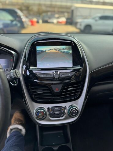 Другие Автомобили: Автомобиль с современным оснащением: - Бесключевой доступ и запуск — 10