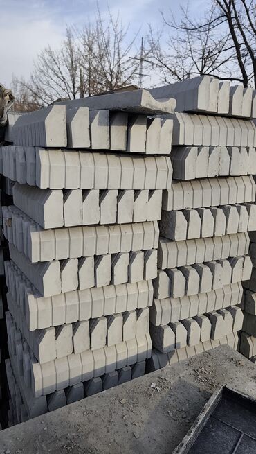 Садовые бордюры: Садовый бордюр, Литой, Бетонный, Другие особенности, Новый — 18