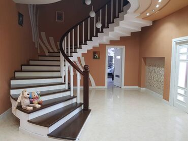 Həyət evləri və villaların satışı: 6 otaqlı, 350000 kv. m, Orta təmir — 14