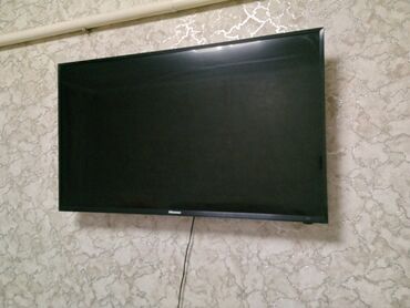 телевизор hisense 40k321uw: Продаётся телевизор в отличным состоянием.Без интернета.Почти не