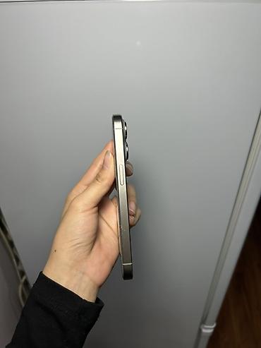 Apple iPhone: IPhone 15 Pro, Б/у, Natural Titanium, Зарядное устройство, Чехол, Коробка, 86 % — 3