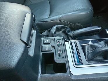 Toyota: Toyota Land Cruiser Prado: 2.7 l | 2018 il Ofrouder/SUV — 7