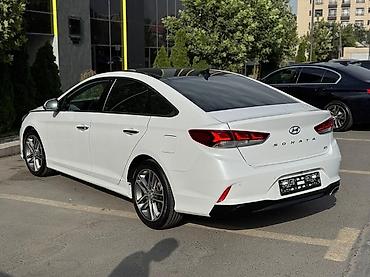 Hyundai: Hyundai Sonata: 2019 г., Автомат, Бензин, Седан — 2