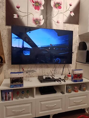 домашний кинотеатр sony: PlayStation 4 qiymət 400Manat üstündə 2dene pult 8 dənə oyun disk