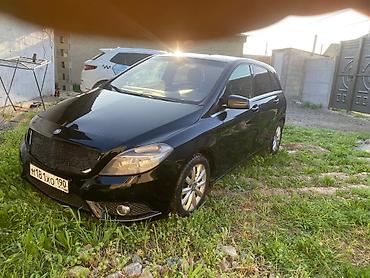 Mercedes-Benz: Mercedes-Benz B-Class: 2012 г., 1.6 л, Вариатор, Бензин, Хэтчбэк — 2