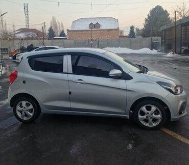 шевроле спарк 2018: Chevrolet Spark: 2015 г., 0.1 л, Автомат, Бензин