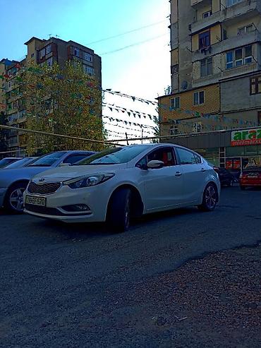 mini cooper kreditle: Kia K3: 1.6 l | 2013 il Sedan — 1