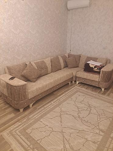 Divan satılır 300₼. Açılır bazası var.Ünvan Masazır. 3705. Fatimə99