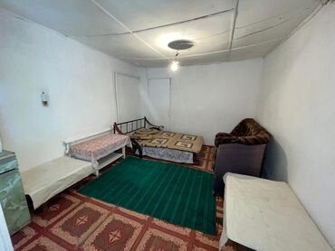 токмок комната: 20 кв. м, Эмереги менен