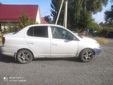 Toyota: Toyota Vitz / Platz / Yaris / Echo: 2002 г., 1.5 л, Автомат, Бензин, Седан