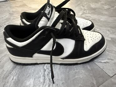 Кроссовки и спортивная обувь: Мужские кроссовки, 40.5, Air Jordan, Б/у, цвет - Белый, Самовывоз