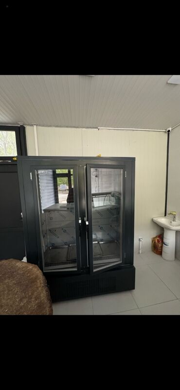 soyuduc: Ət soyuducusu satılır 1200azn. Əla işləyir. Ünvan Sumqayıt SevaLeman