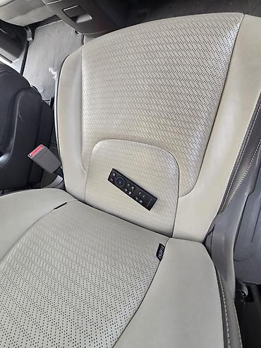 Kia: Kia Carnival: 2021 г., Минивэн — 12