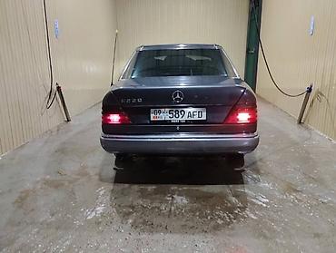 ли 9 авто: Mercedes-Benz W124: 1993 г., 2.2 л, Механика, Бензин, Седан — 5