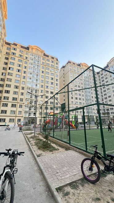 дом на продаже: 3 комнаты, 130 м², Элитка, 3 этаж, ПСО (под самоотделку)