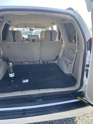 жак бу: Toyota Land Cruiser Prado: 2003 г., 0.3 - engine capacity л, Кол менен иштөөчү, Дизель, Жол тандабас — 4
