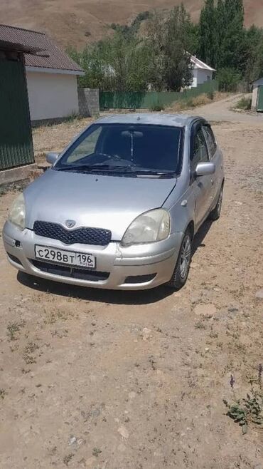 продажа прицепов для легковых автомобилей бу: Toyota Vitz: 2000 г., 1 л, Автомат, Бензин, Хетчбек
