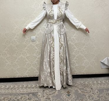 вечерние платья бишкек дордой: Вечернее платье, Длинная модель, Камни, Стразы, M