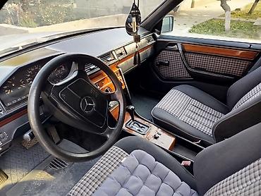 аксессуары для авто: Mercedes-Benz W124: 1992 г., 2.2 л, Автомат, Бензин, Седан — 2