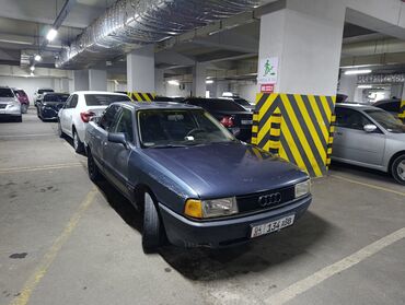 арзан машина сатылат: Audi 80: 1990 г., 1.8 л, Механика, Бензин, Седан