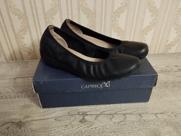 продаем туфли: Туфли Caprice, 39, цвет - Черный
