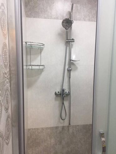 Uzunmüddətli kirayə mənzillər: Nərimanov metrosu yanınında mənzil kirayə verilir. Mərtəbə 16/9. Ümumi — 11