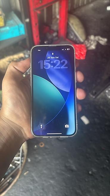 iphone qiymetleri: IPhone 13, 128 GB, Gümüşü — 9