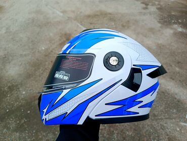 шлемы для мотоцикла: Продаю Шлем Модуляр с дополнительными очками от солнца Шлем