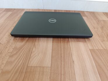 Dell: Intel Core i5, 8 GB OZU, 14 " — 7