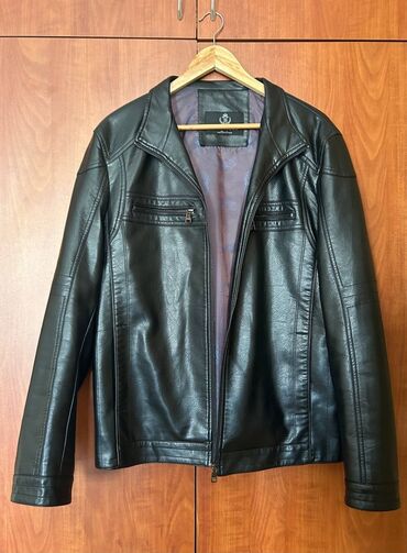 Paltolar: Qara ceket/kojanka Tebii deridendir Razmeri S Geyinilməyib (razmeri — 2