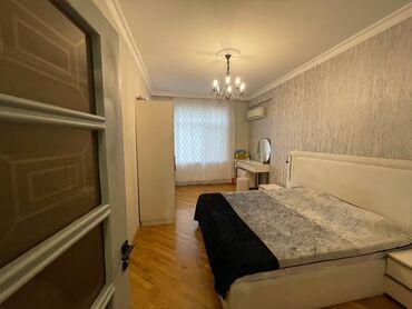 Uzunmüddətli kirayə mənzillər: Mənzilin sahibiyəm. Mənzil Azadlıq metosuna yaxın yerdə yerləşir — 8