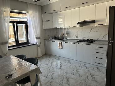 panel evlər: 200 kv. m, 7 otaqlı, Su, Qaz, İnternet — 4