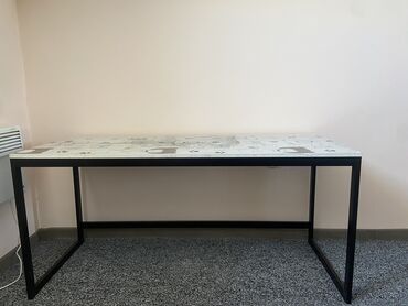 иниверсионый стол: Стол, цвет - Белый, Б/у